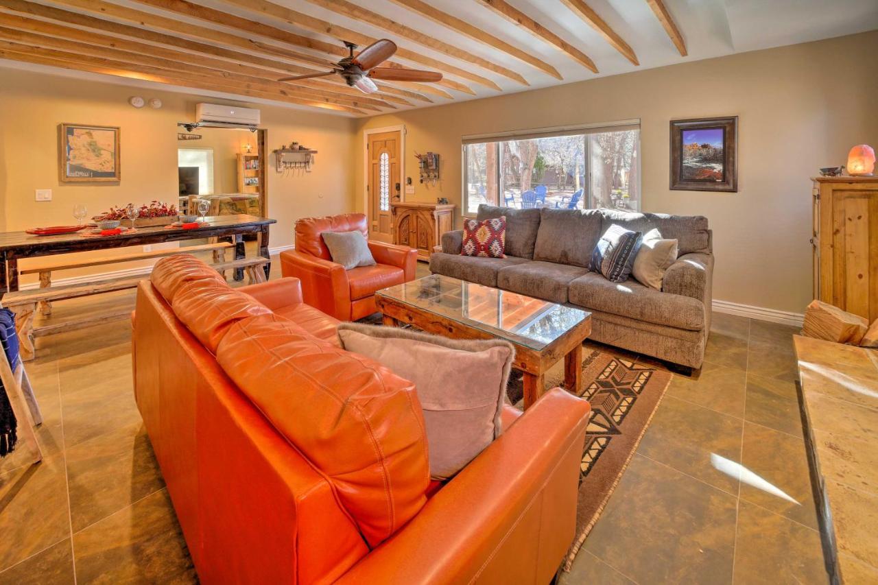 Cozy Cabin Retreat With Patio And Fenced Yard Payson Esterno foto