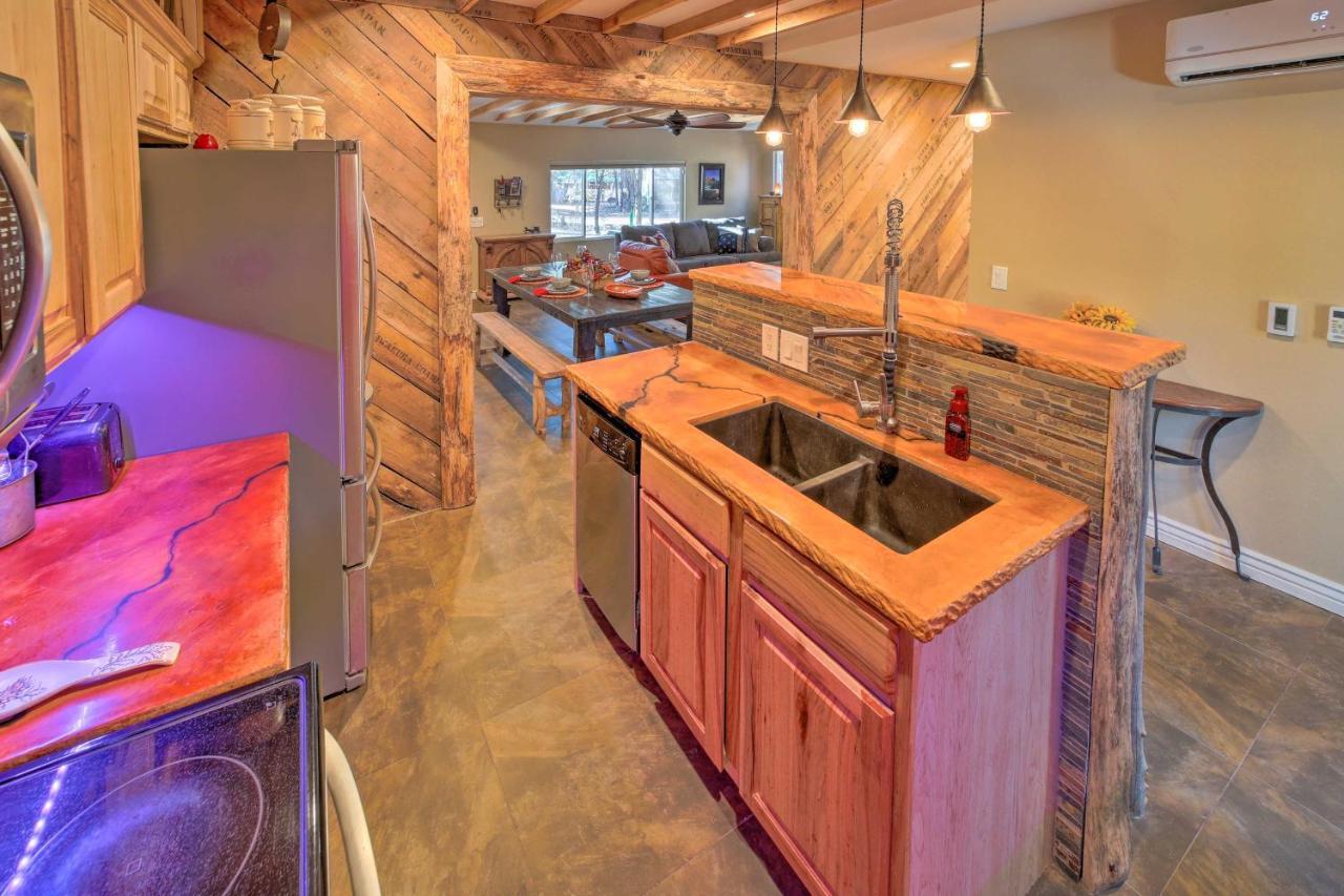 Cozy Cabin Retreat With Patio And Fenced Yard Payson Esterno foto